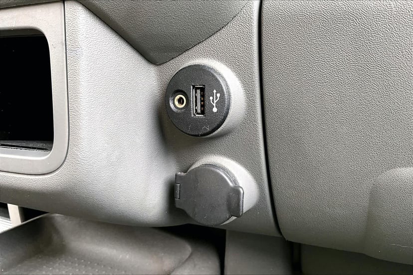 2017 Nissan Frontier - Image 34