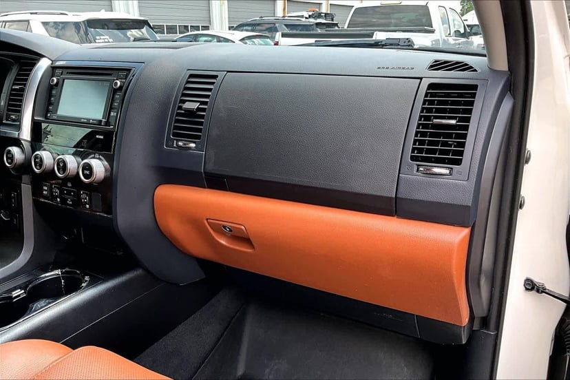 2019 Toyota Sequoia - Image 19