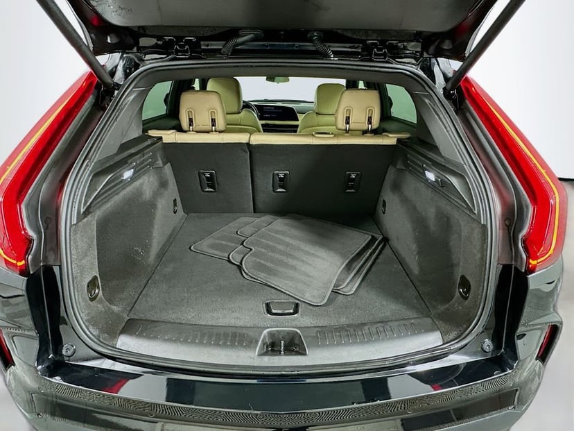 2024 Cadillac XT4 - Image 26