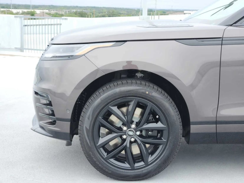 2026 LAND ROVER Range Rover Velar - Image 9
