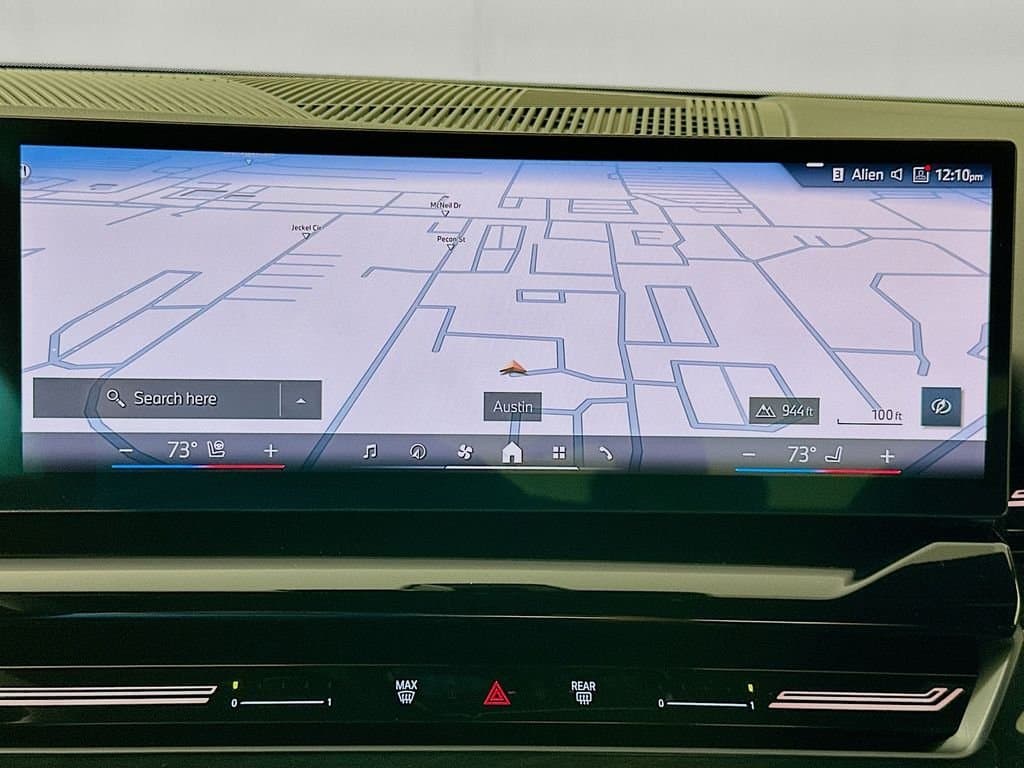 2025 BMW 5 Series - Image 13