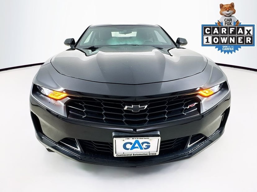 2019 Chevrolet Camaro - Image 2