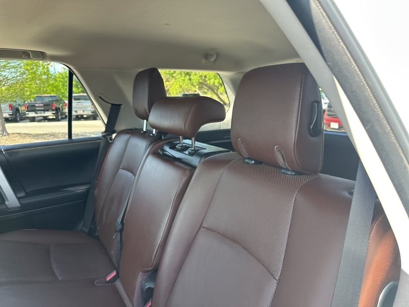 2020 Toyota 4Runner - Image 21