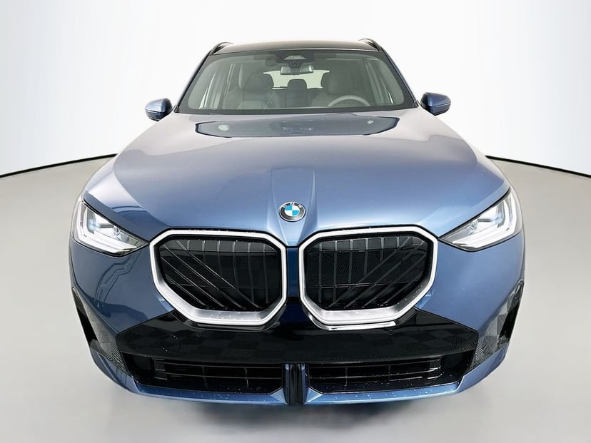 2026 BMW X3 - Image 2