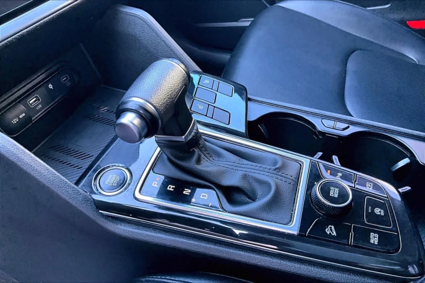 2023 Kia Sportage - Image 16