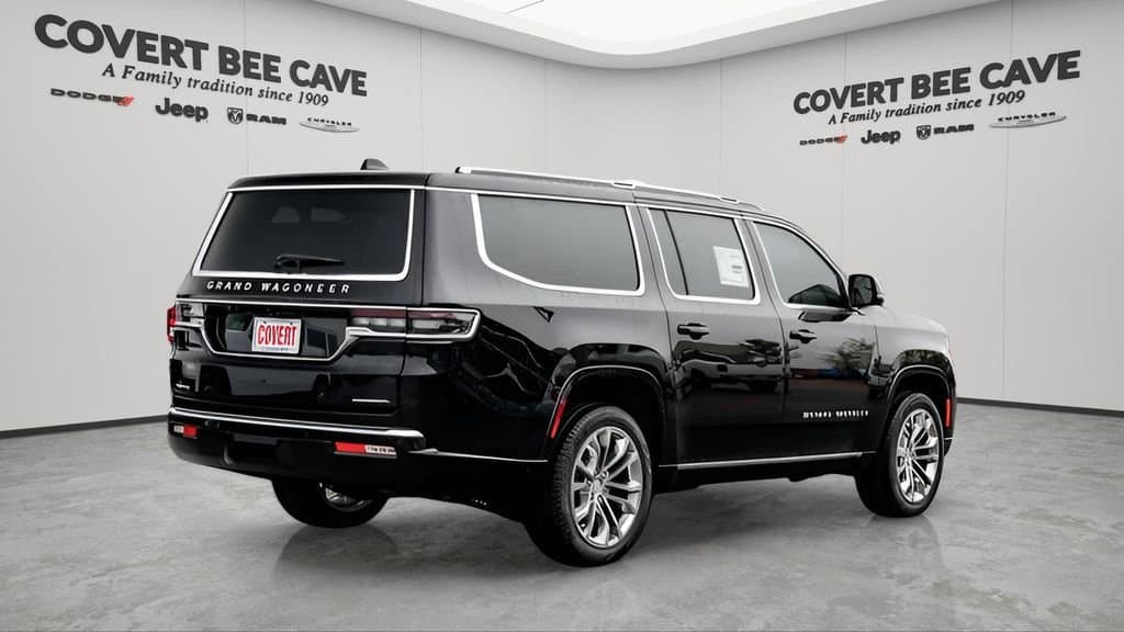 2023 Jeep Grand Wagoneer L - Image 3
