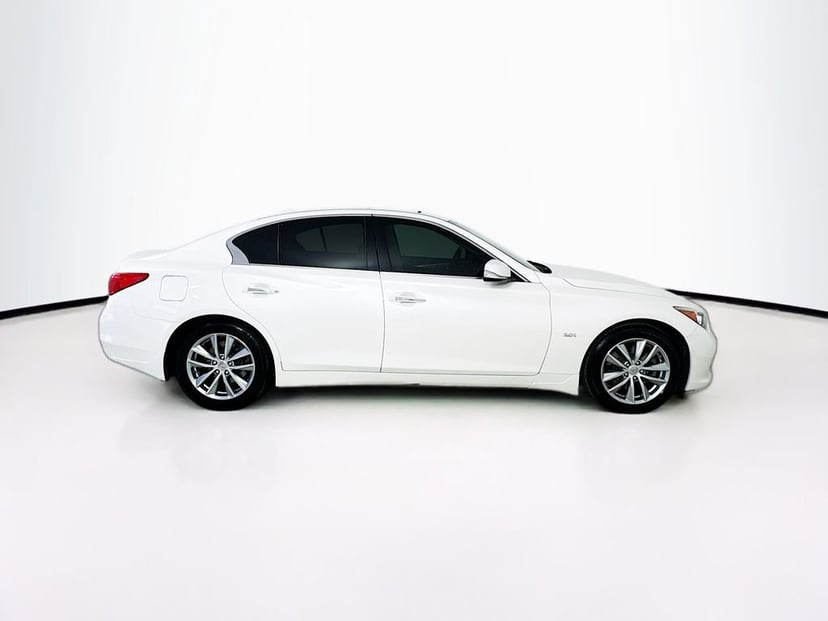 2017 INFINITI Q50 - Image 9