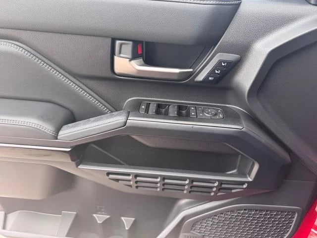 2026 Toyota 4Runner i-FORCE MAX - Image 17