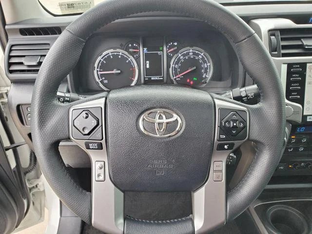 2020 Toyota 4Runner - Image 41