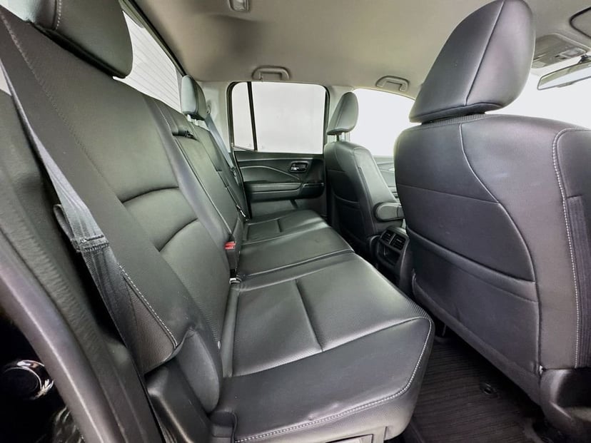 2018 Honda Ridgeline - Image 35