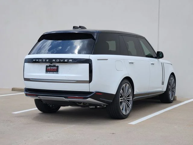 2026 Land Rover Range Rover - Image 7
