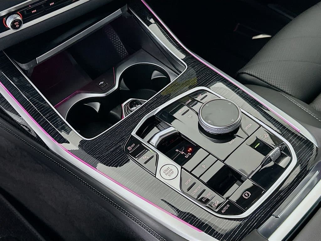 2026 BMW X7 - Image 15