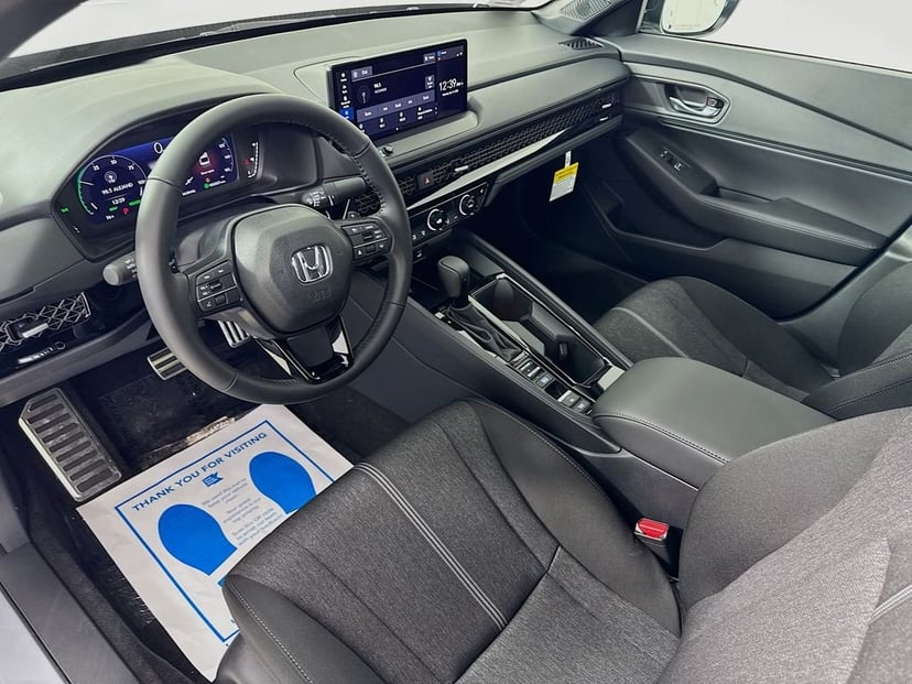 2026 Honda Accord Hybrid - Image 10