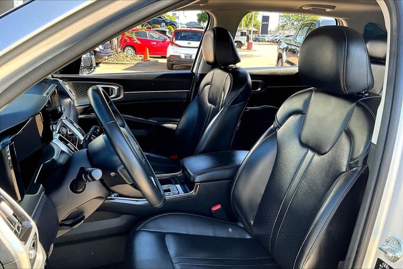 2021 Kia Sorento - Image 8