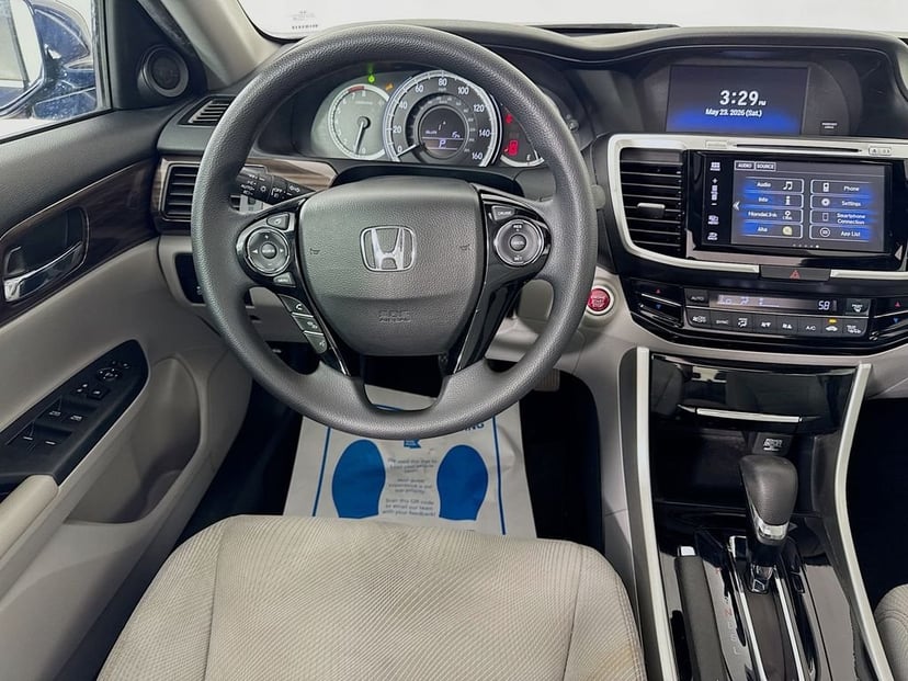 2016 Honda Accord - Image 29