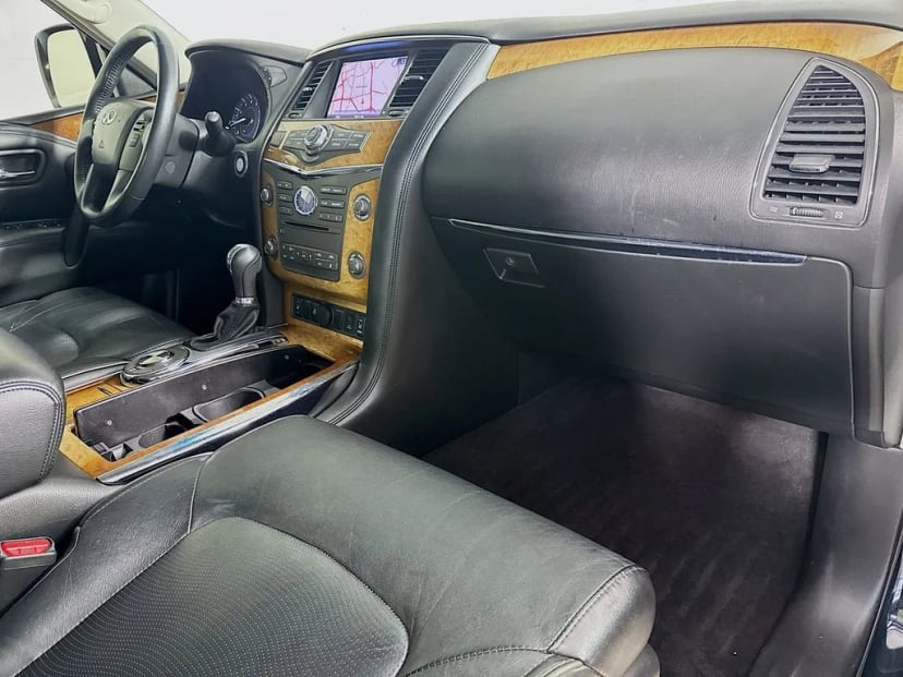 2013 INFINITI QX56 - Image 39