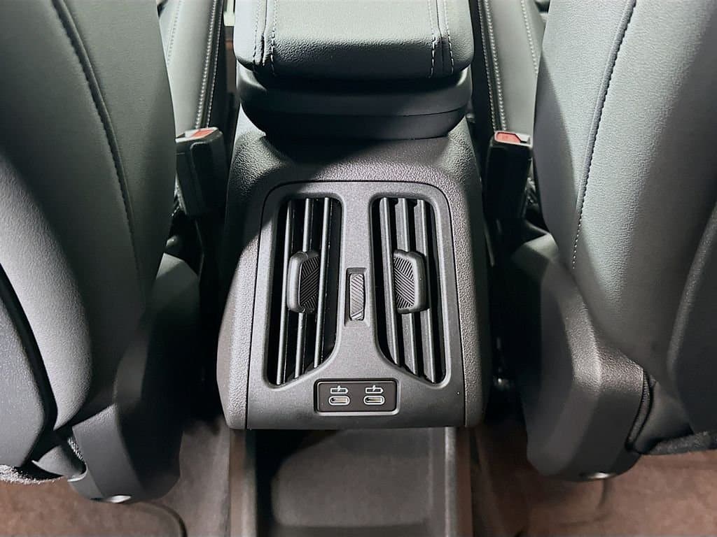 2026 BMW X1 - Image 18