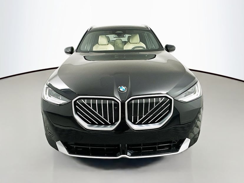 2025 BMW X3 - Image 2