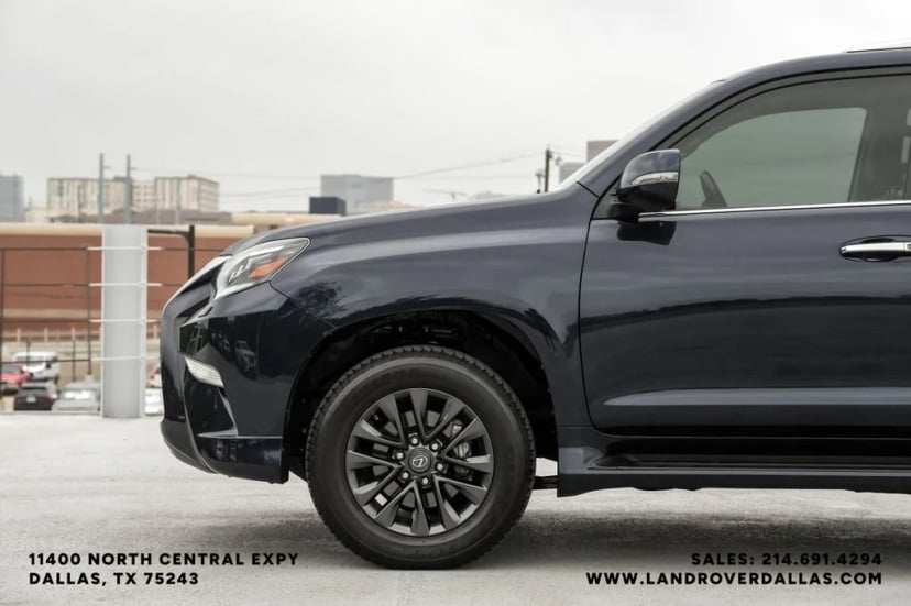 2023 Lexus GX - Image 10