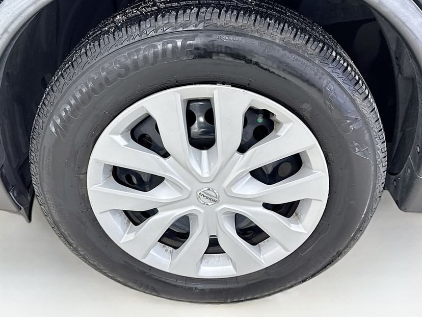 2018 Nissan Rogue - Image 37
