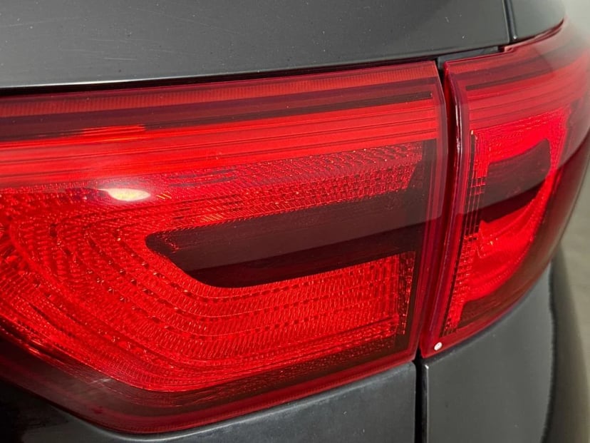 2017 Kia Sportage - Image 30