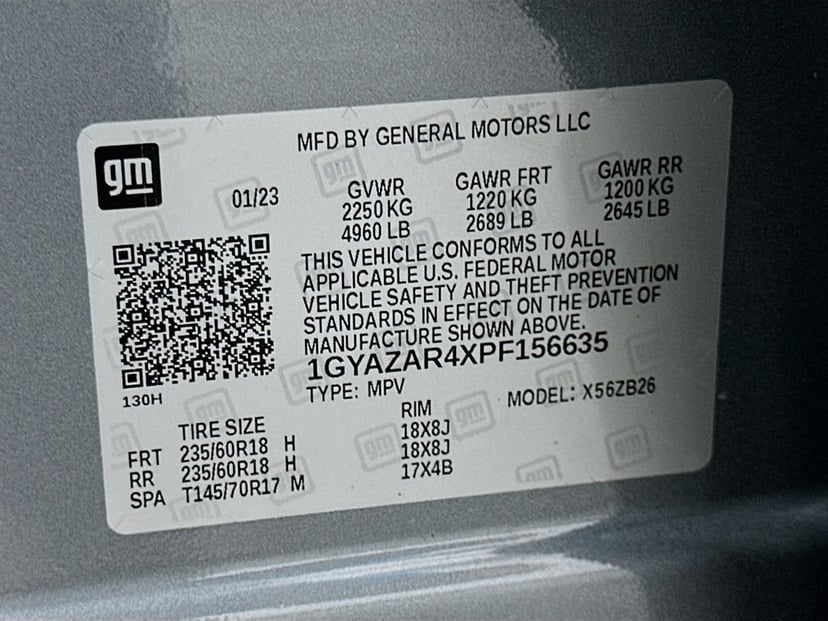 2023 Cadillac XT4 - Image 32
