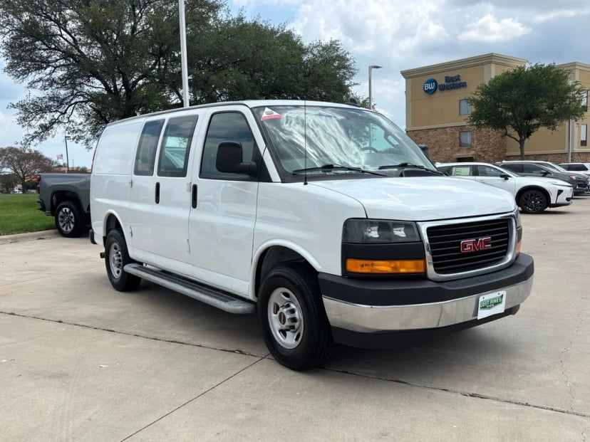 2024 GMC Savana 2500 - Image 1