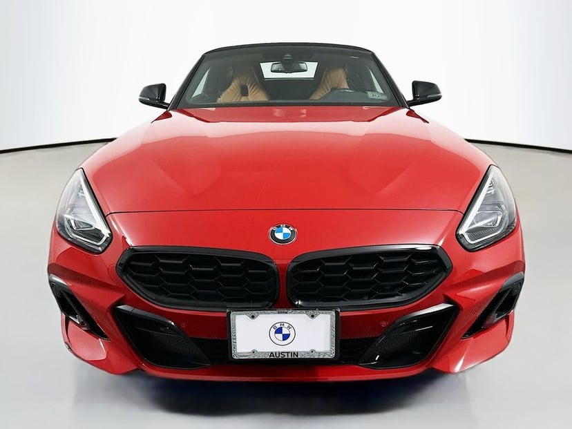 2023 BMW Z4 - Image 2