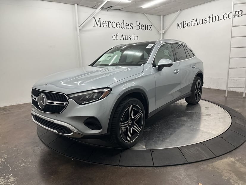 2026 Mercedes-Benz GLC - Image 3