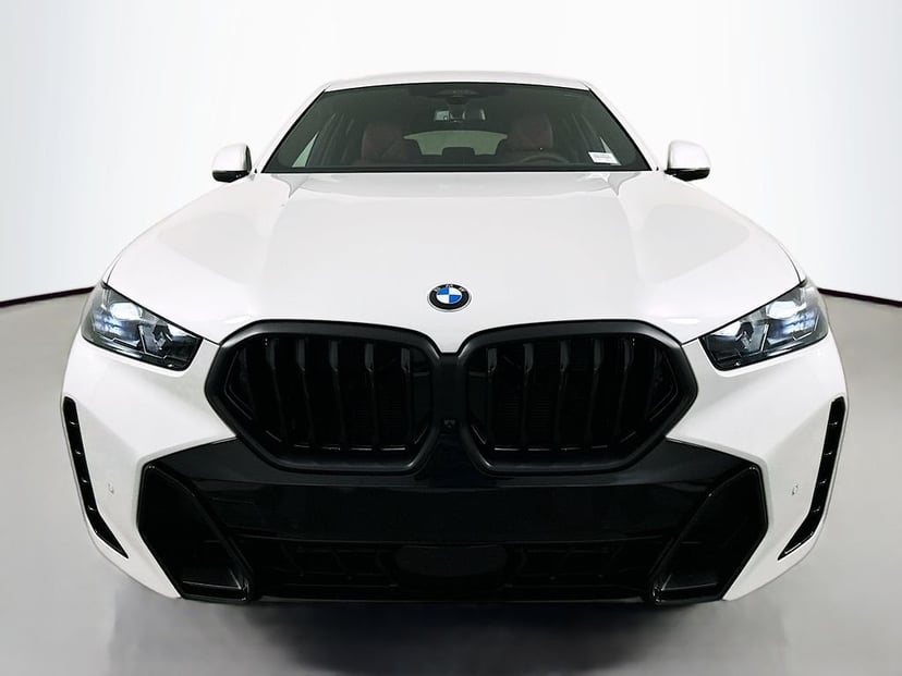 2027 BMW X6 - Image 2