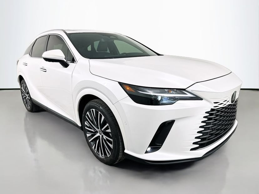 2024 Lexus RX - Image 3