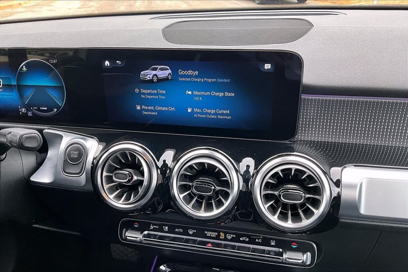 2023 Mercedes-Benz EQB 300 - Image 6