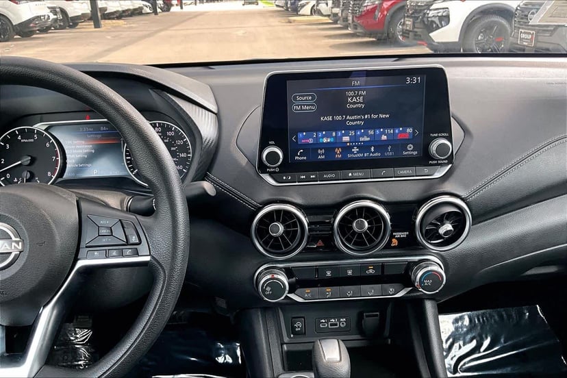 2024 Nissan Sentra - Image 7
