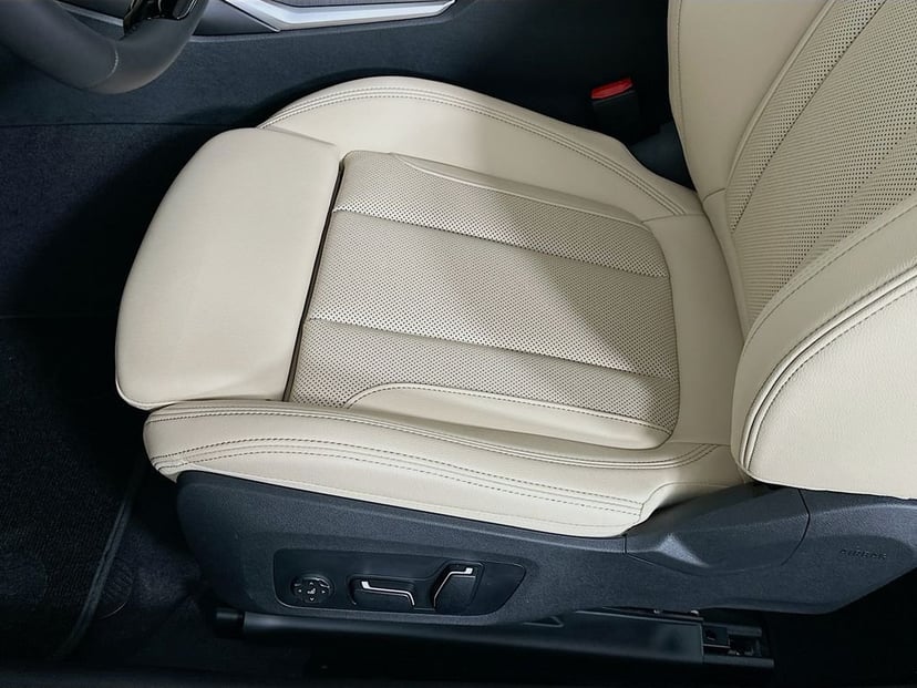2026 BMW 4 Series - Image 20