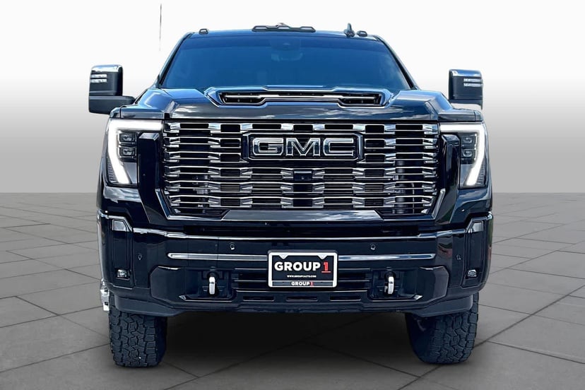 2025 GMC Sierra 3500HD - Image 2