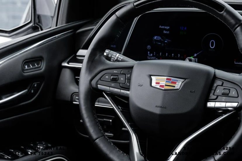 2023 Cadillac Escalade - Image 20