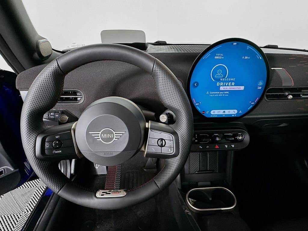 2025 MINI John Cooper Works - Image 10