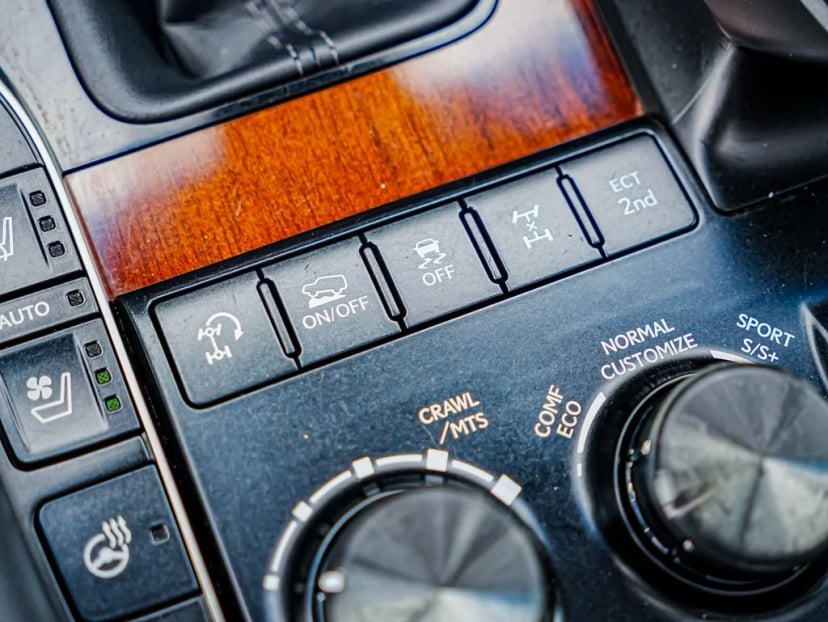 2021 Lexus LX - Image 20