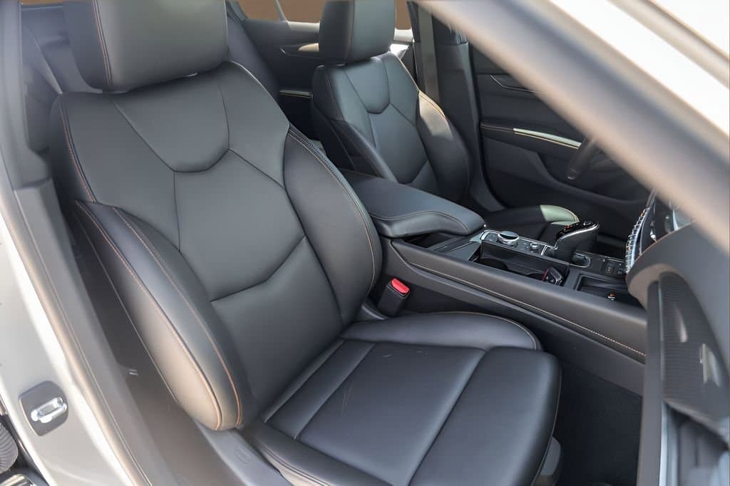 2023 Cadillac CT5 - Image 33