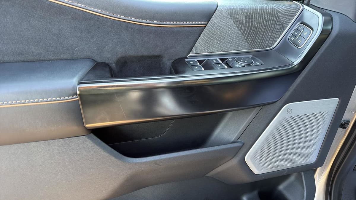 2022 Ford F-150 - Image 12