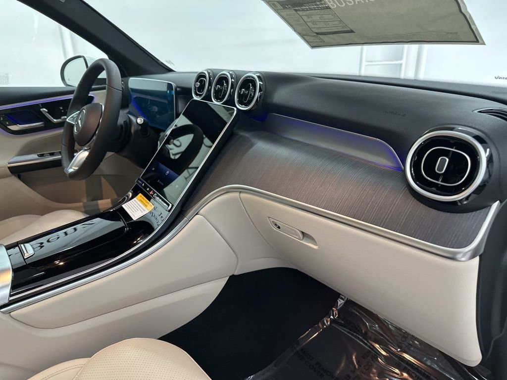 2026 MERCEDES-BENZ GLC - Image 27