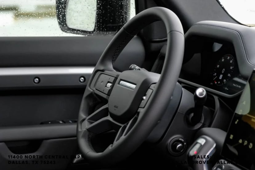 2026 Land Rover Defender 110 - Image 16