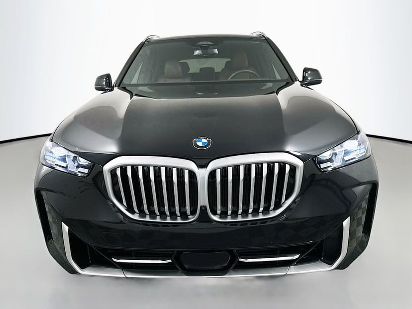2024 BMW X5 - Image 2