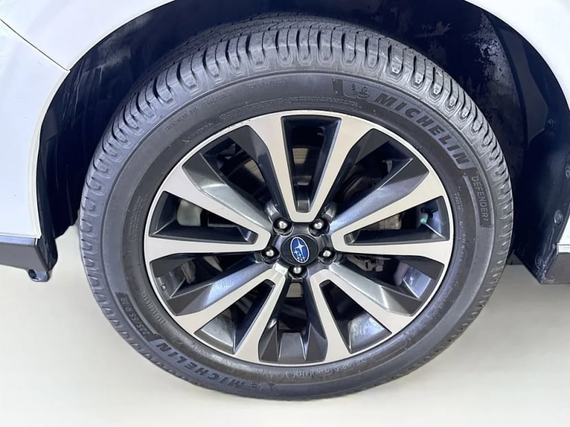 2017 Subaru Forester - Image 39