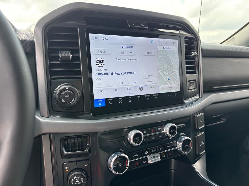 2025 Ford F-150 - Image 20