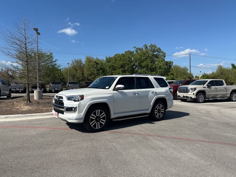 2020 Toyota 4Runner - Image 3