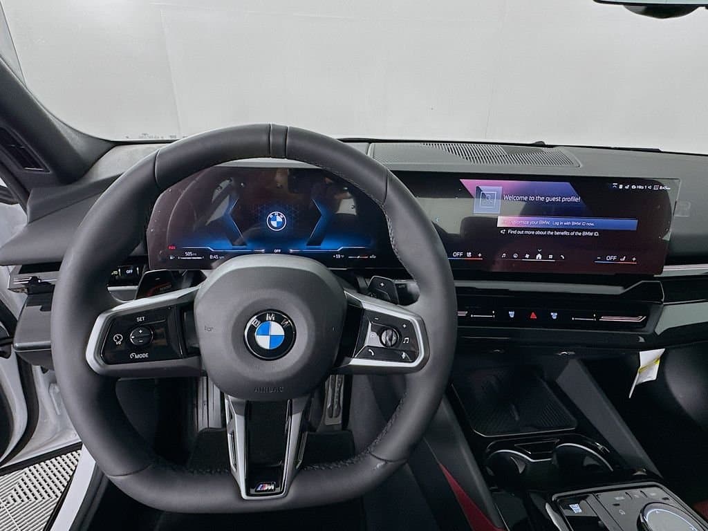 2025 BMW 5 Series - Image 10