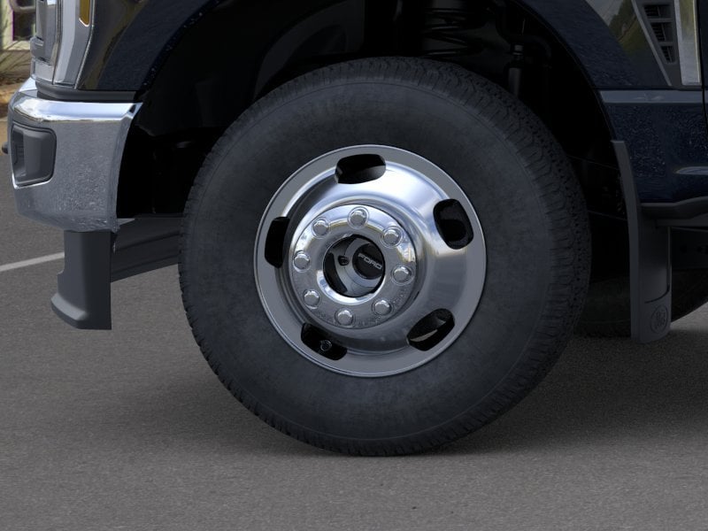 2026 Ford Super Duty - Image 31