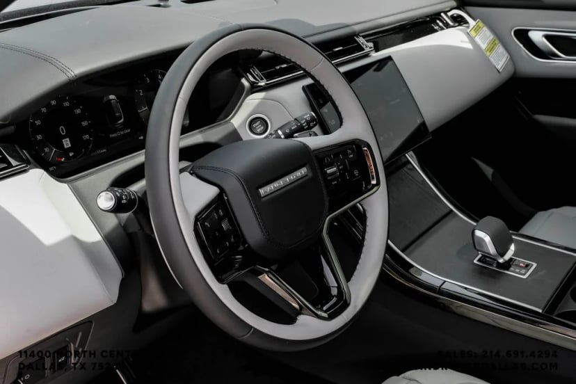 2026 Land Rover Range Rover Velar - Image 11
