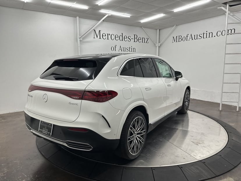 2026 Mercedes-Benz EQE - Image 7